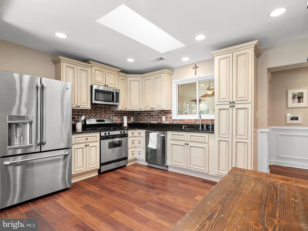 11614 Gail Street Silver Spring, MD 20902 - Photo 14 of 33