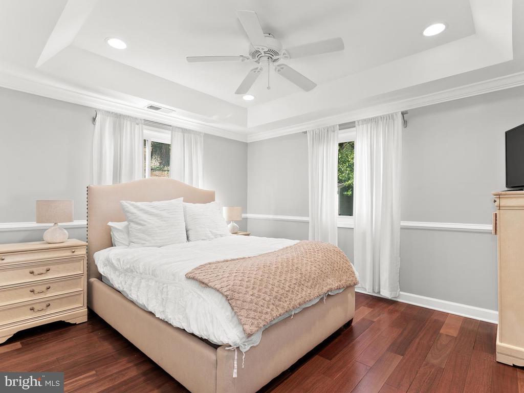 11614 Gail Street Silver Spring, MD 20902 - Photo 25 of 33 Renovated master bedroom