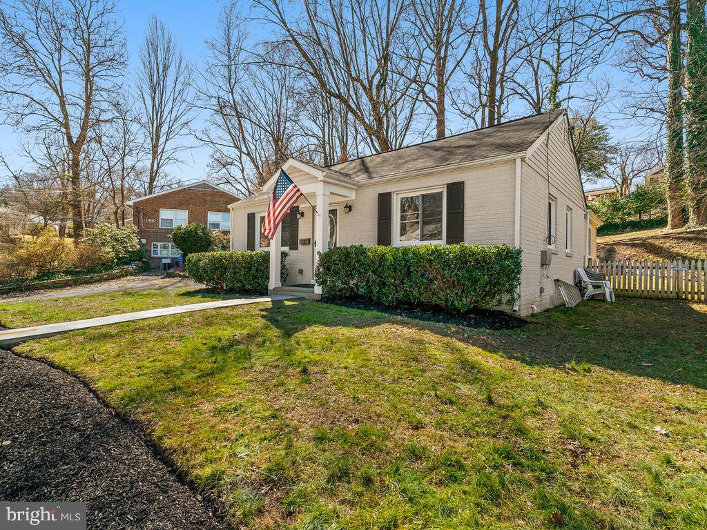 11614 Gail Street Silver Spring, MD 20902 - Photo 4 of 33 Minutes from DC and downtown Silver Spring