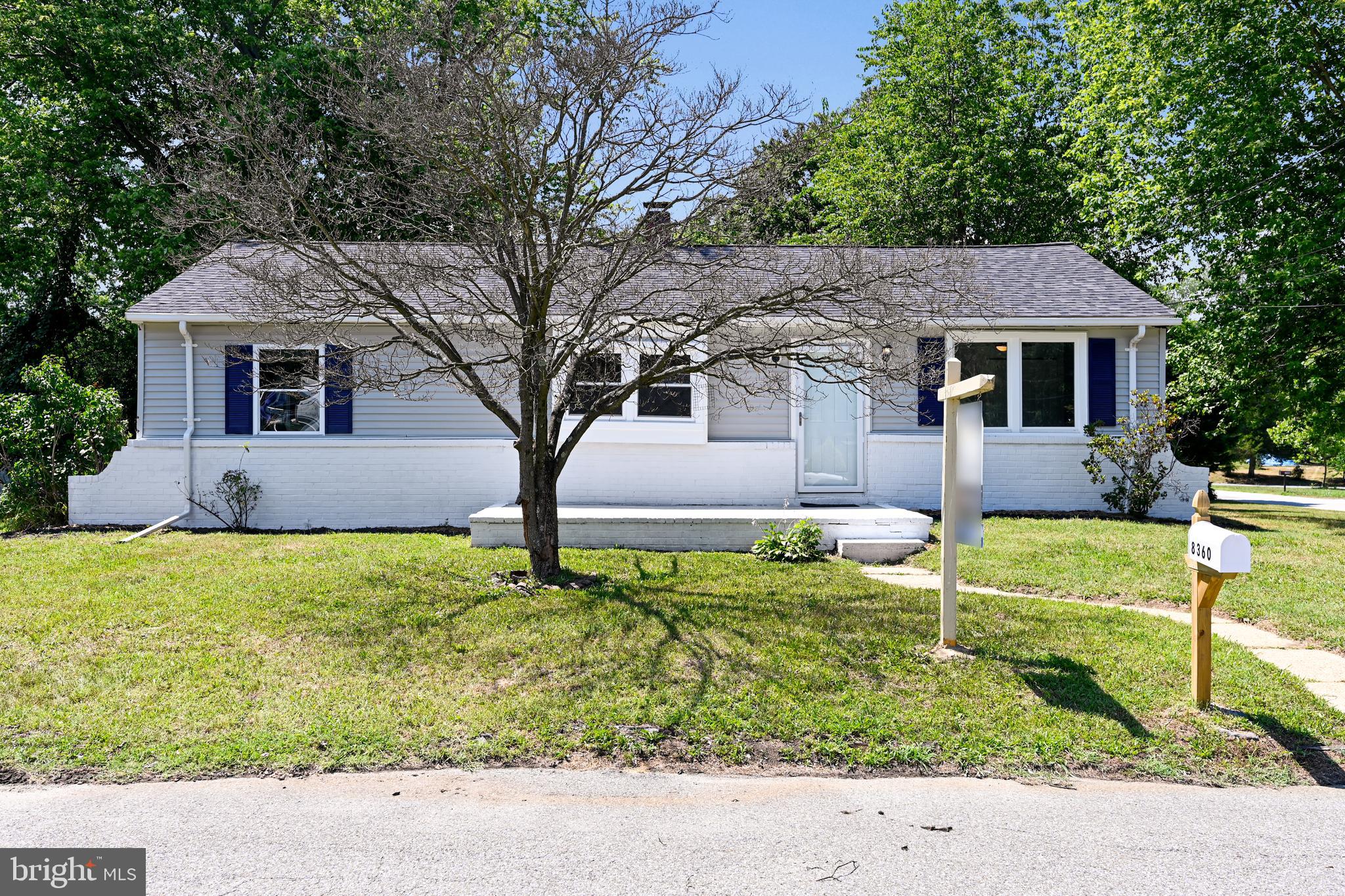 8360 Lockwood Road Pasadena, MD 21122 - Photo 4 of 44 Front