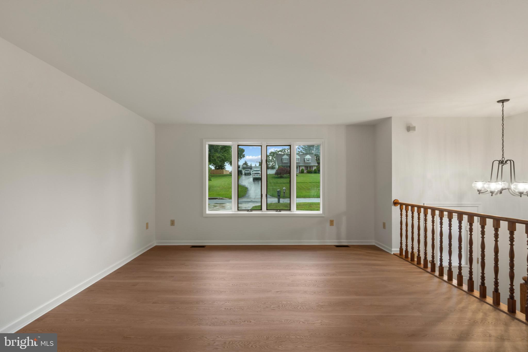 2217 Ridgemont Drive Finksburg, MD 21048 - Photo 9 of 39 Living room