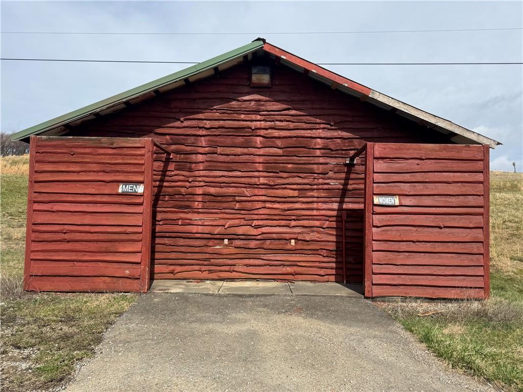 380 Fearer Road Markleysburg, PA 15459 - Photo 7 of 15