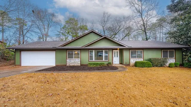 $300,000 | 7730 Edgewater Drive, Columbus, GA 31904