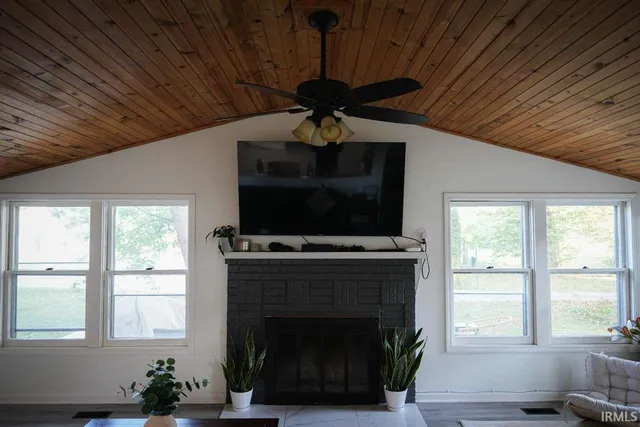 $239,900 | 3270 East Main Street, Macy, IN 46951