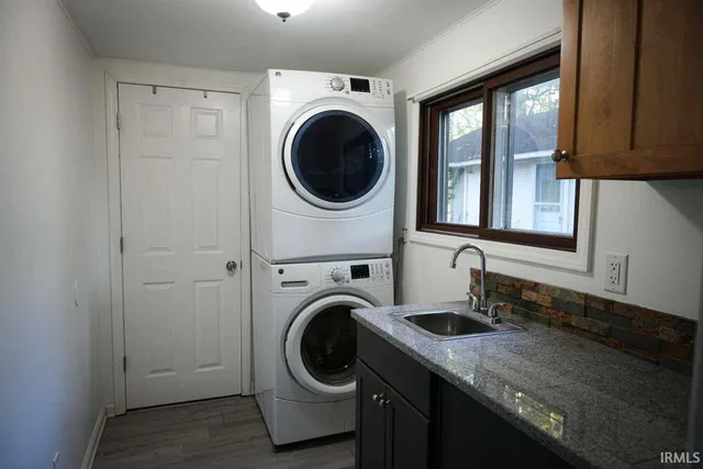 $239,900 | 3270 East Main Street, Macy, IN 46951