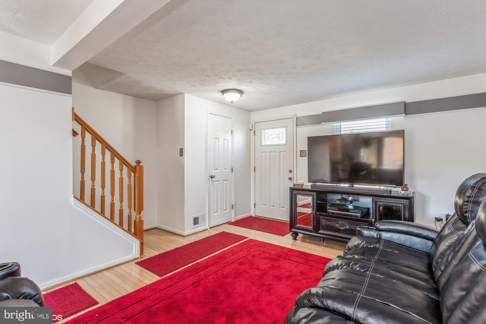 2265 Riding Crop Way Baltimore, MD 21244 - Photo 3 of 25