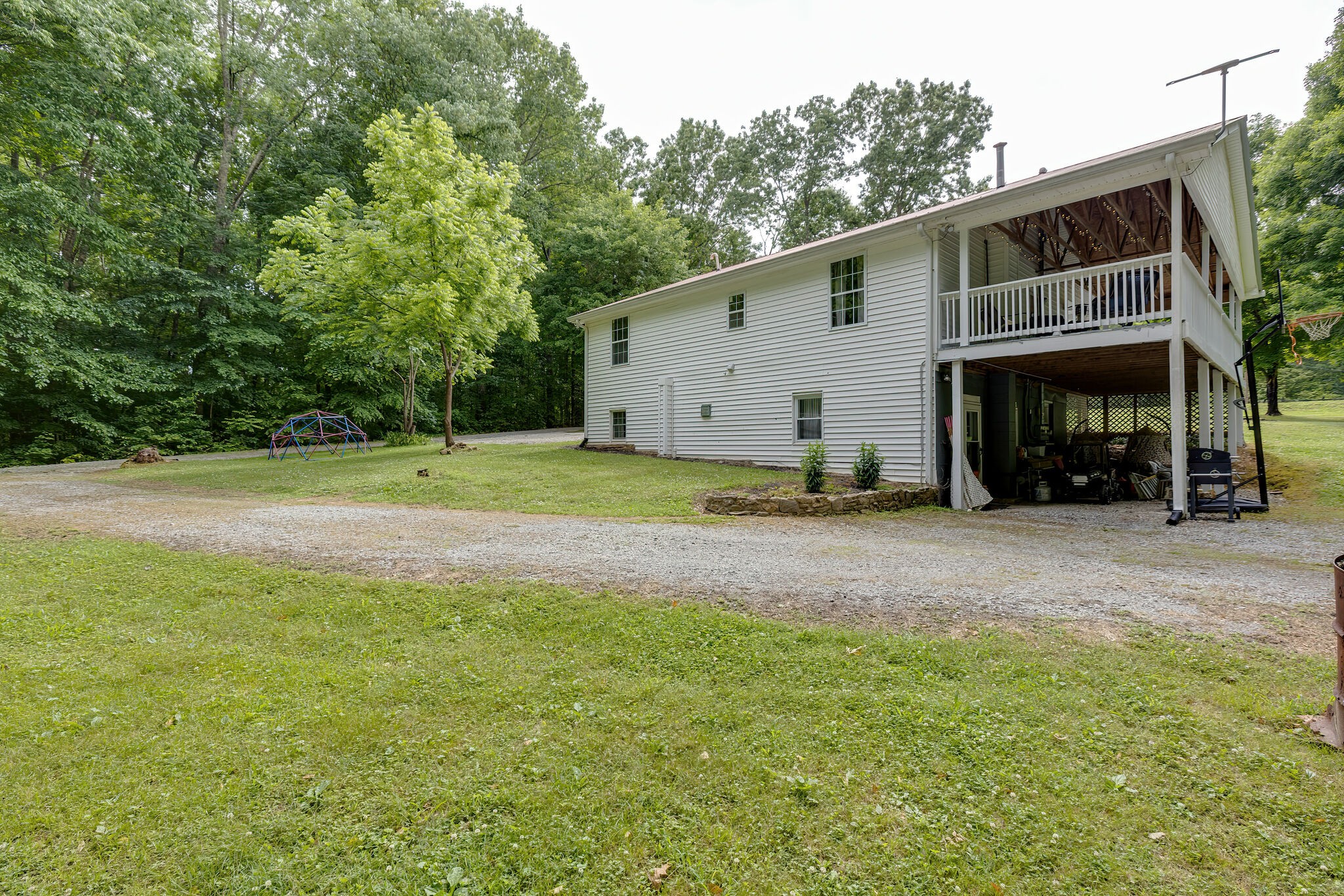 1720 Rock Church Road Dickson, TN 37055 - Photo 40 of 52 Gallery Image 40