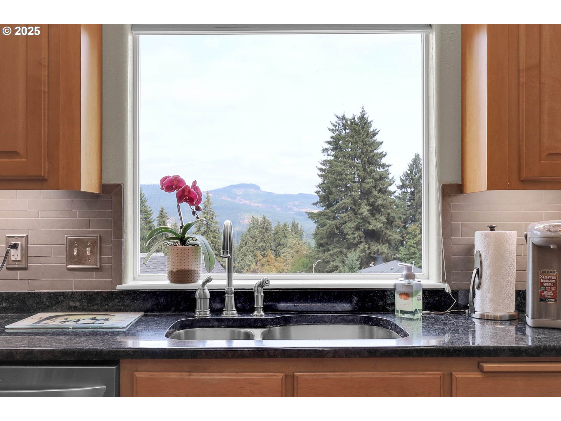 1184 South 69th Street Springfield, OR 97478 - Photo 15 of 48