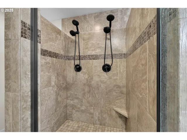 $725,000 | 1184 South 69th Street, Springfield, OR 97478