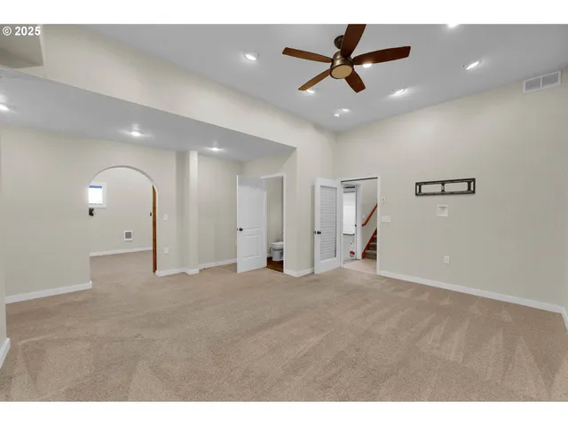 $725,000 | 1184 South 69th Street, Springfield, OR 97478