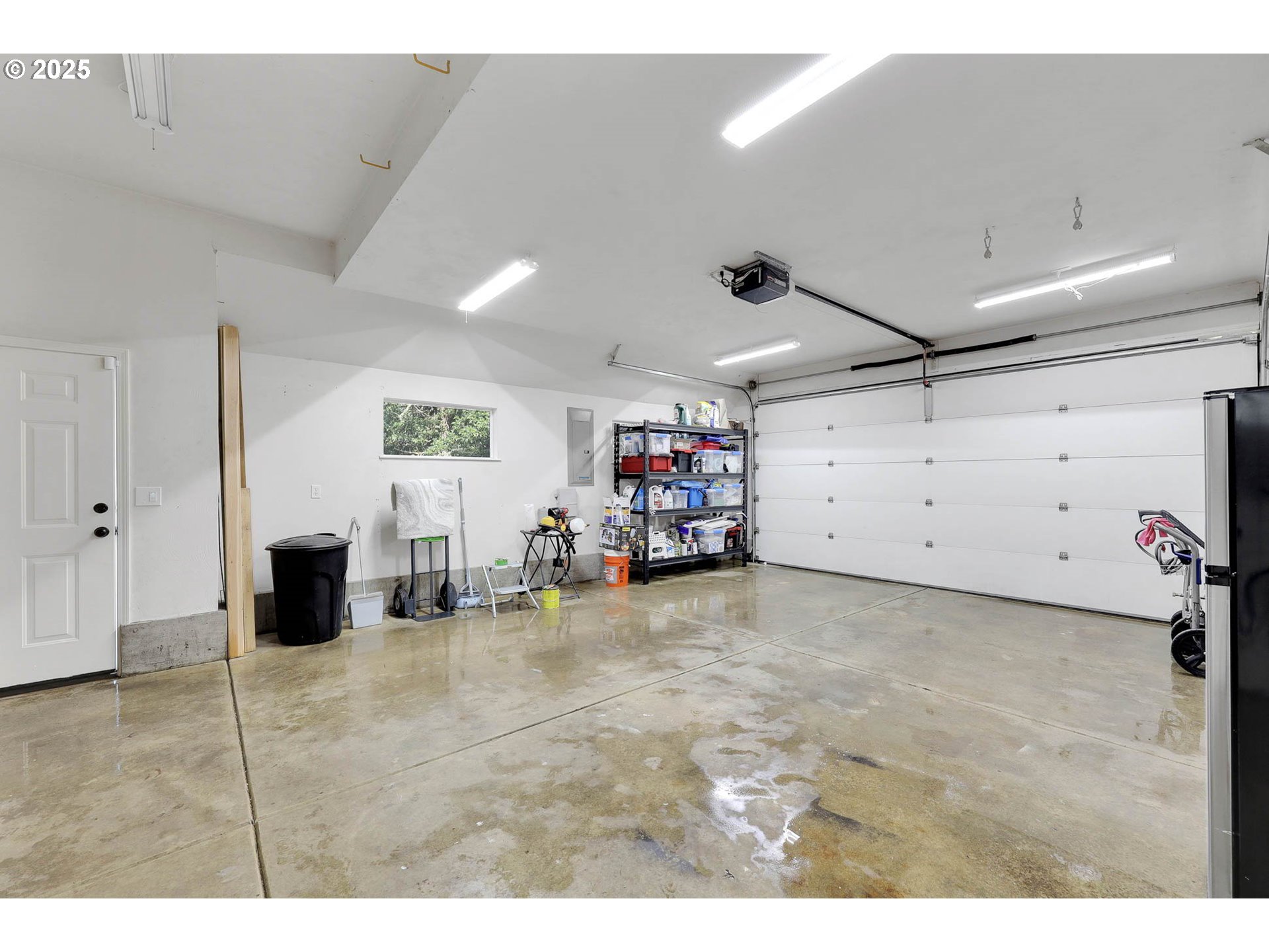 1184 South 69th Street Springfield, OR 97478 - Photo 43 of 48