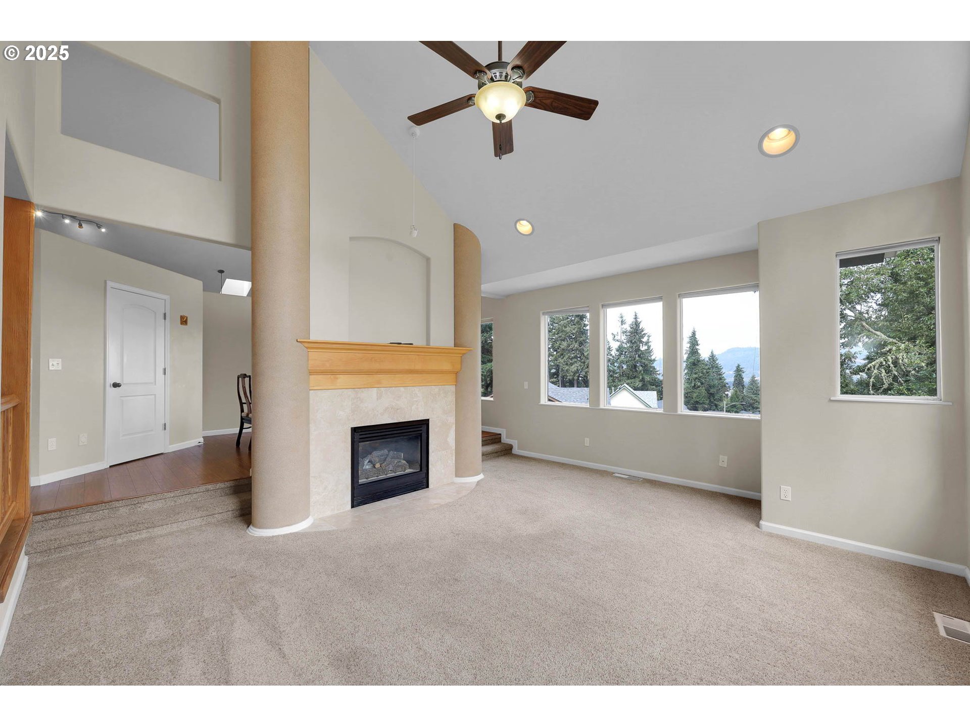 1184 South 69th Street Springfield, OR 97478 - Photo 6 of 48