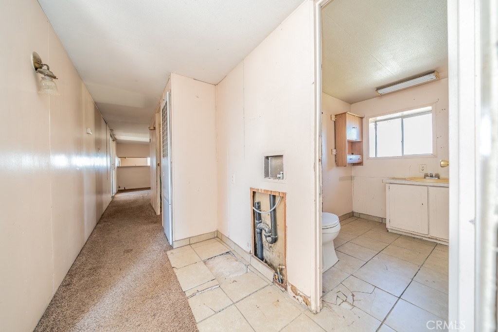 11025 Phelan Road Oak Hills, CA 92344 - Photo 18 of 33