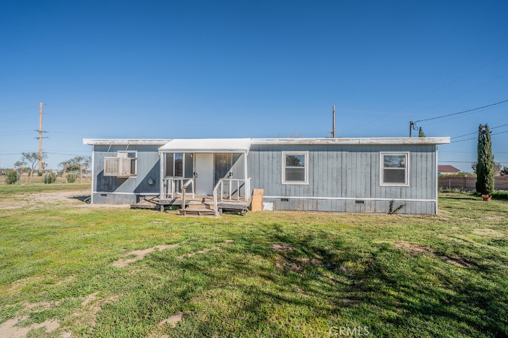 11025 Phelan Road Oak Hills, CA 92344 - Photo 6 of 33