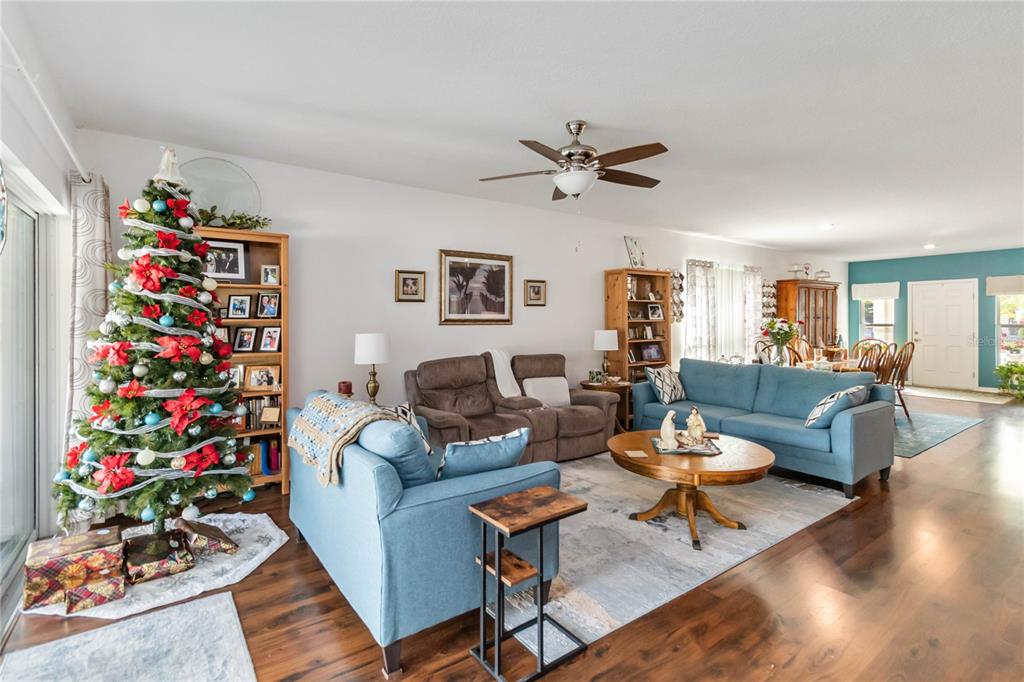 2879 Parkfield Road St. Cloud, FL 34772 - Photo 5 of 38 Gallery Image 5