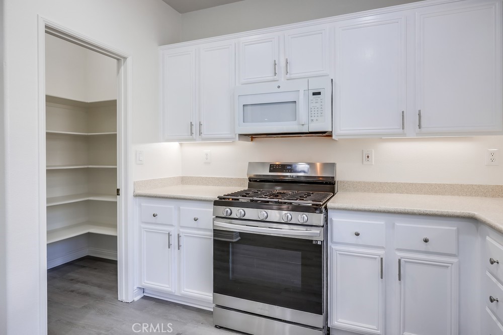 321 North Riley Court Placentia, CA 92870 - Photo 17 of 65