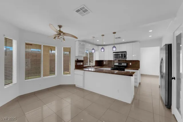 $459,000 | 738 Panhandle Drive, Henderson, NV 89014