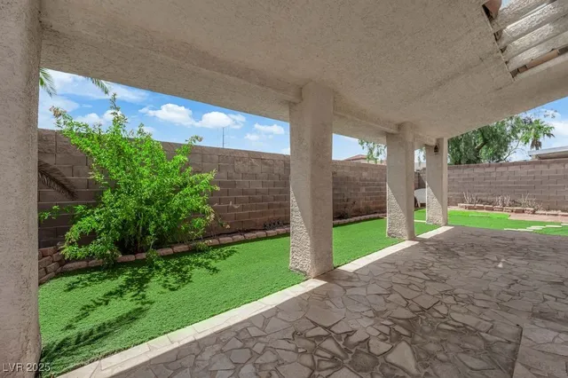 $459,000 | 738 Panhandle Drive, Henderson, NV 89014