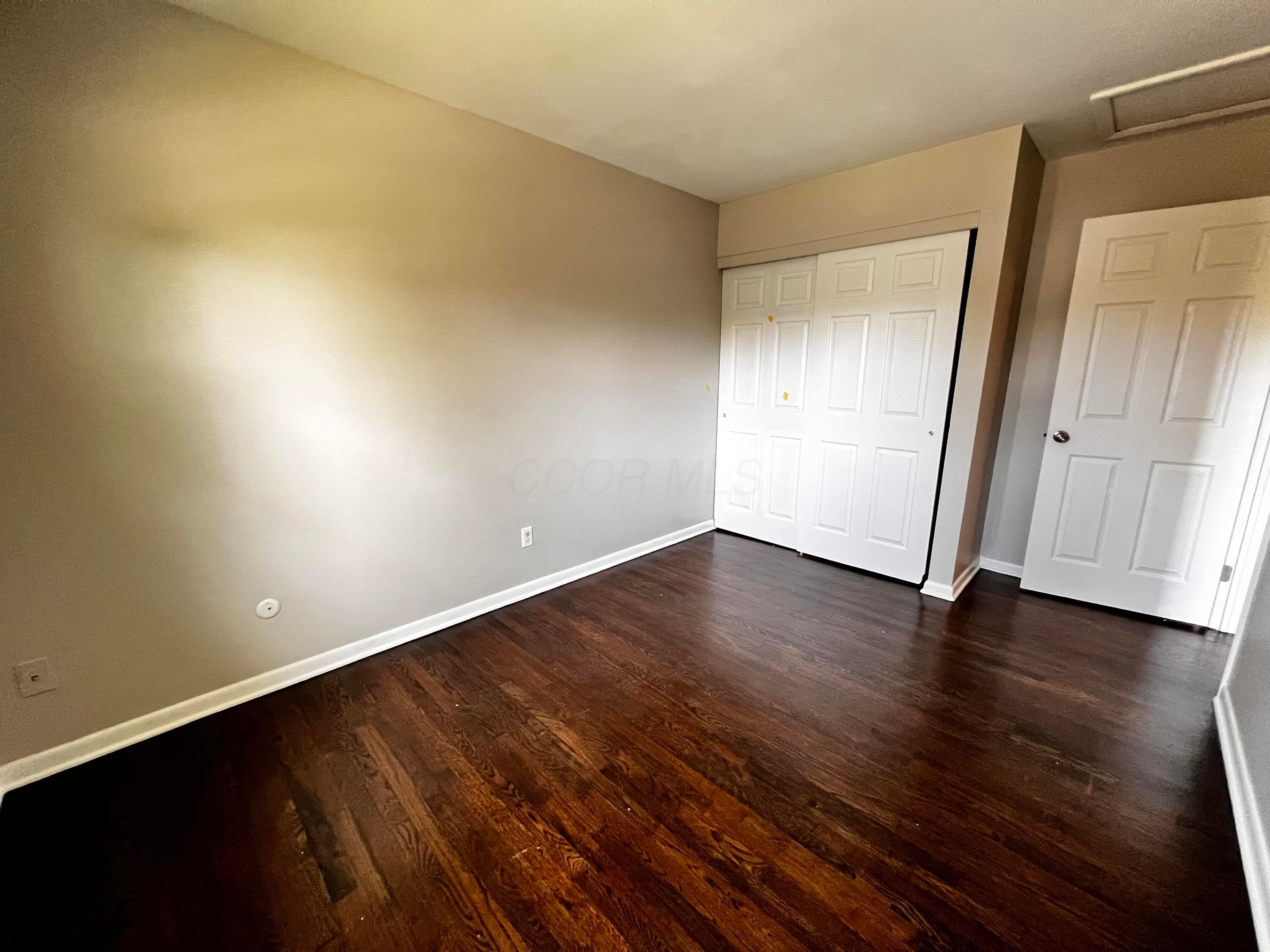 5100 Chingford Road Columbus, OH 43232 - Photo 5 of 16 Bedroom 1