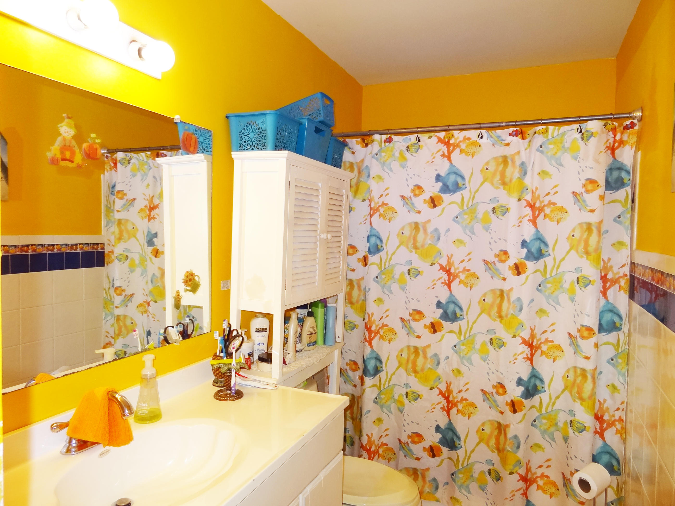 9877 Spanish Isles Drive Boca Raton, FL 33496 - Photo 9 of 11 FULL BATHROOM