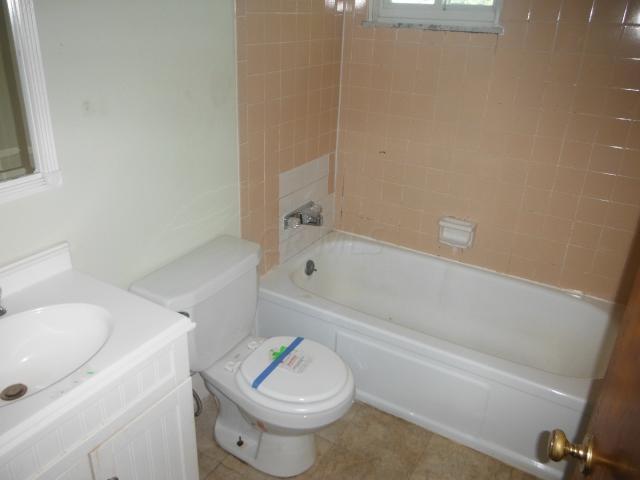 75 Marilla Road Columbus, OH 43207 - Photo 3 of 5 Gallery Image 3