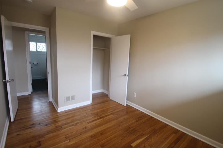 2316 Harrodsburg Road Lexington, KY 40503 - Photo 33 of 45 2316 Bed 2 2