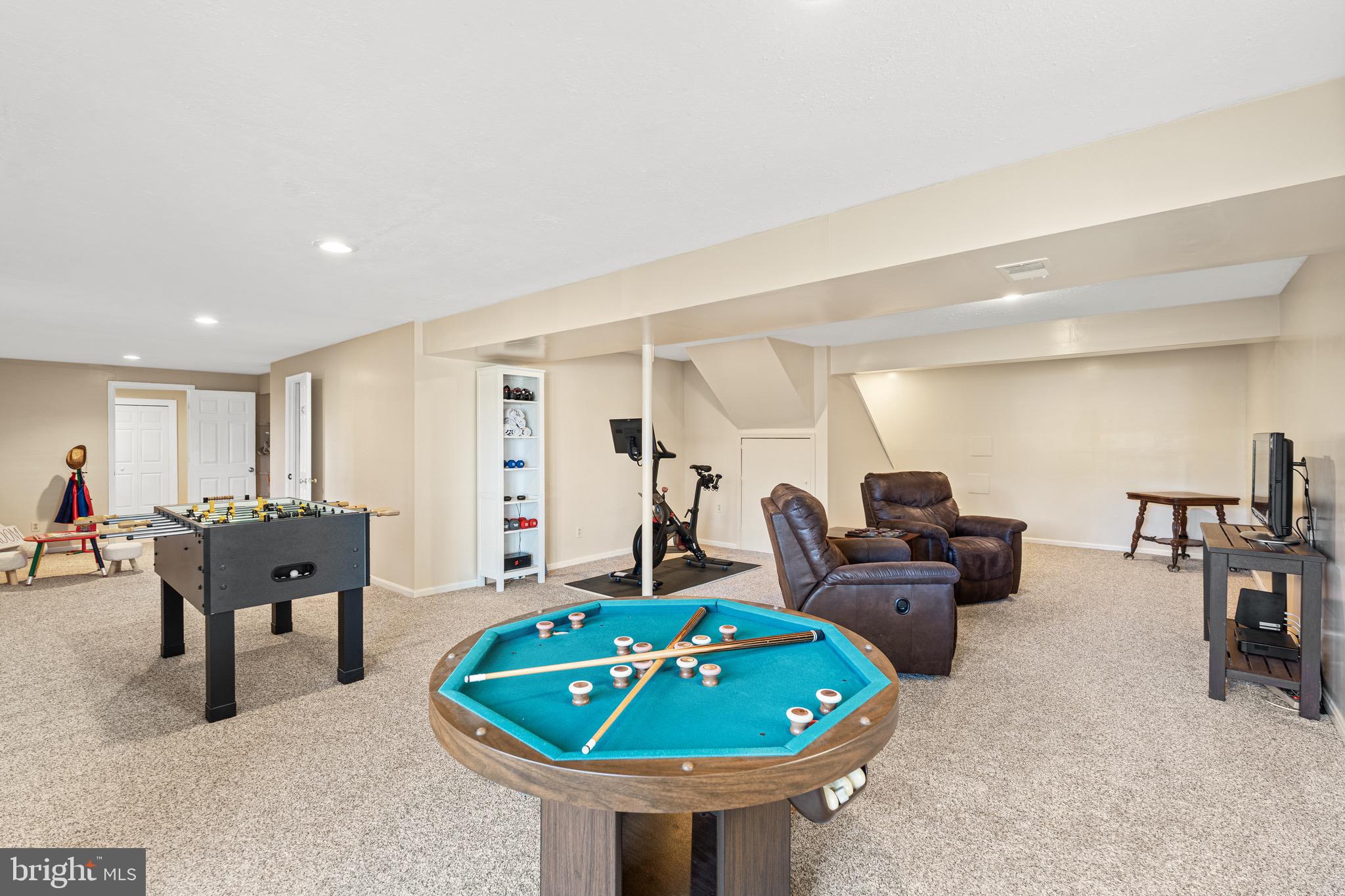 6827 Bluecurl Circle Springfield, VA 22152 - Photo 41 of 50 Gallery Image 41