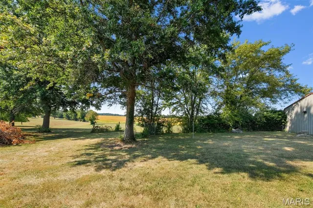 $515,000 | 2424 Trout Camp Road, Waterloo, IL 62298