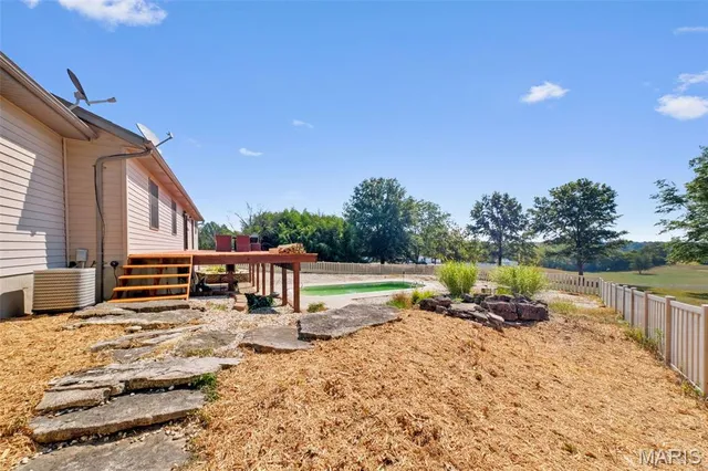 $515,000 | 2424 Trout Camp Road, Waterloo, IL 62298