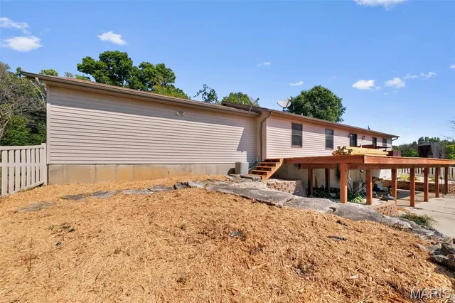 $515,000 | 2424 Trout Camp Road, Waterloo, IL 62298