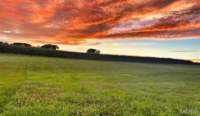 $515,000 | 2424 Trout Camp Road, Waterloo, IL 62298