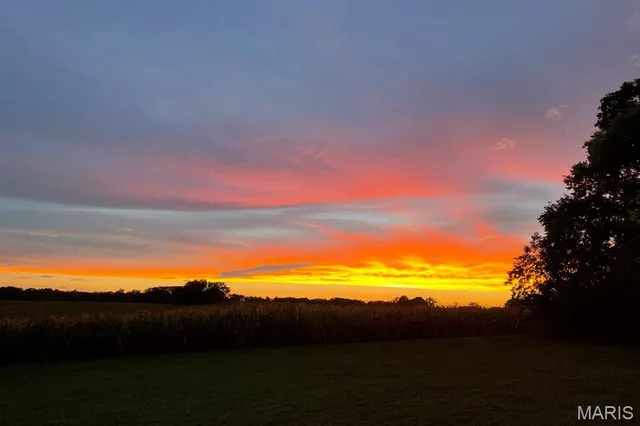 $515,000 | 2424 Trout Camp Road, Waterloo, IL 62298