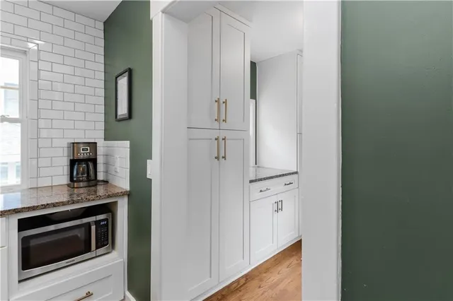 $495,000 | 408 West 61st Street, Kansas City, MO 64113