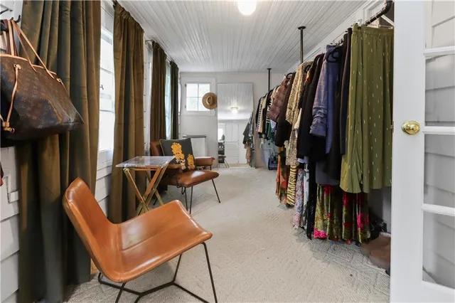 $495,000 | 408 West 61st Street, Kansas City, MO 64113