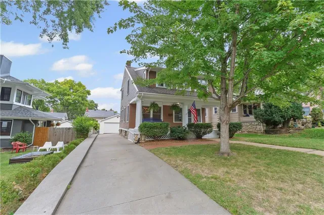 $495,000 | 408 West 61st Street, Kansas City, MO 64113