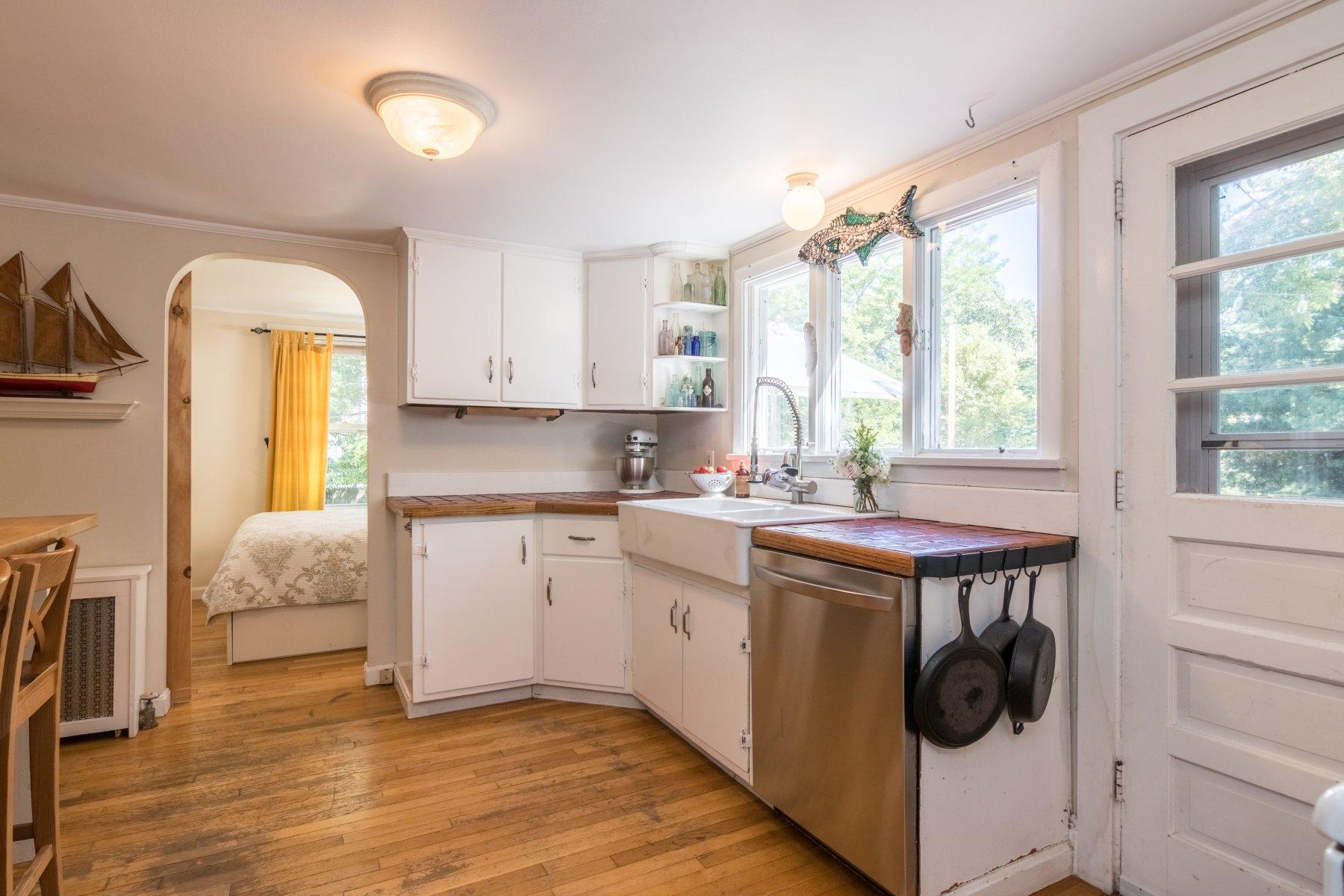 59 Bettys Pond Road Barnstable, MA 02601 - Photo 5 of 33 IMG_1832-HDR