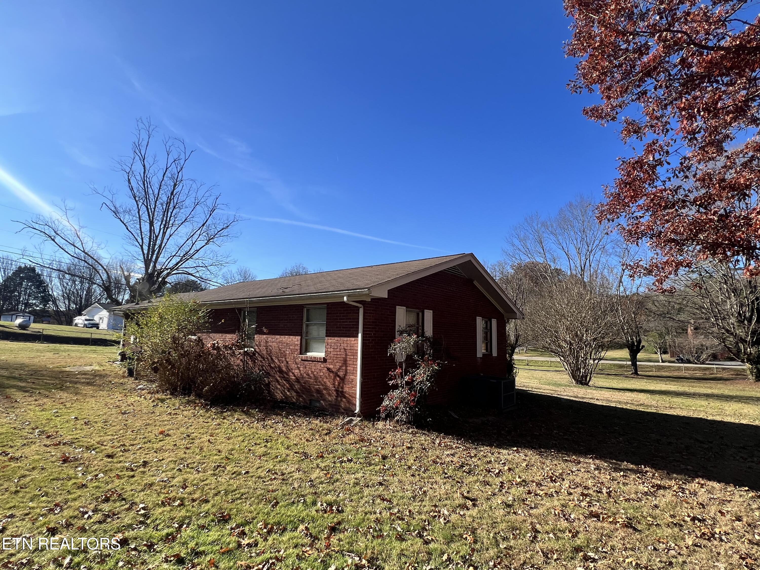 1700 Francis Road Knoxville, TN 37909 - Photo 6 of 16 back