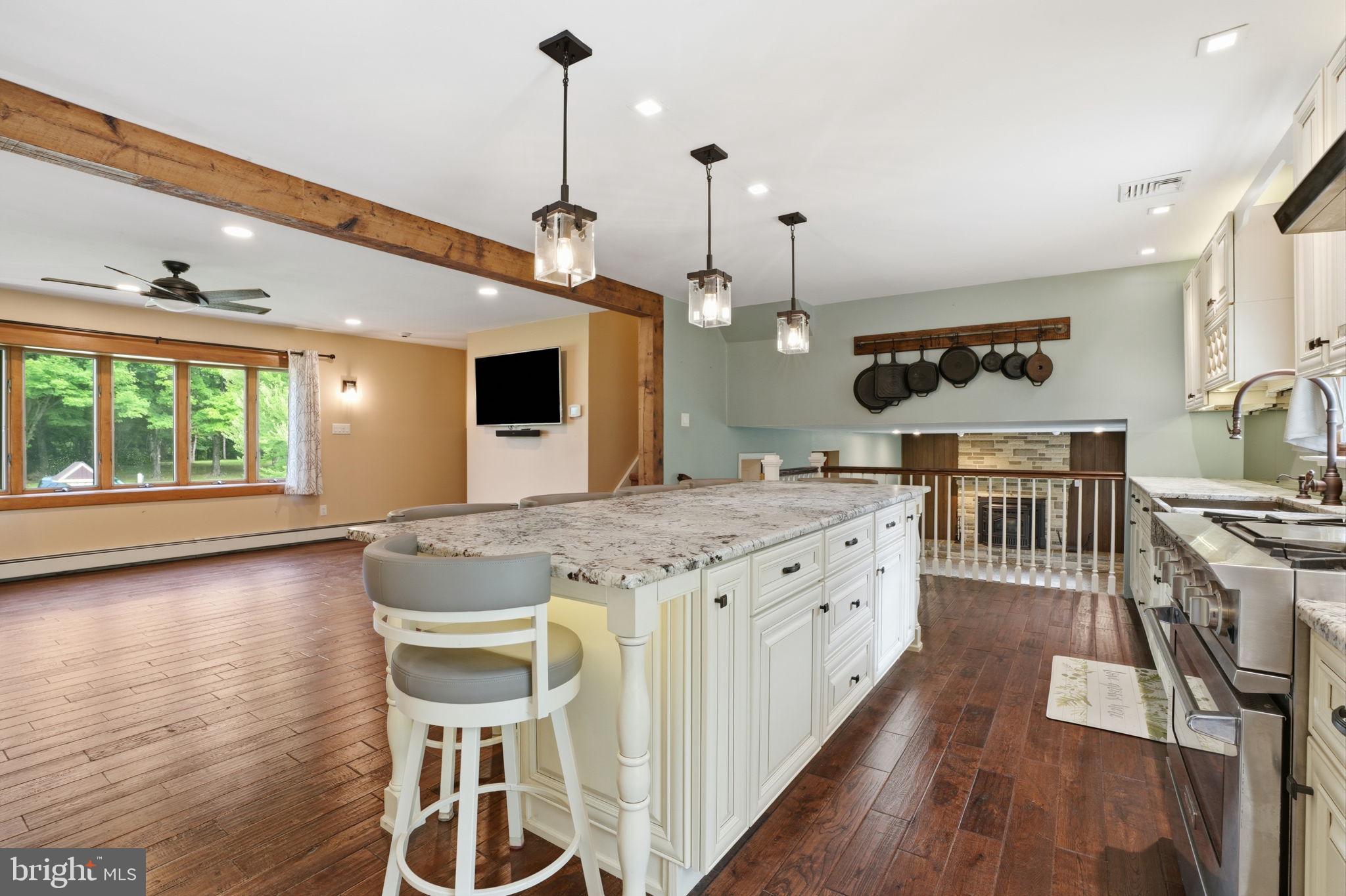 3965 Regina Place Doylestown, PA 18902 - Photo 9 of 35