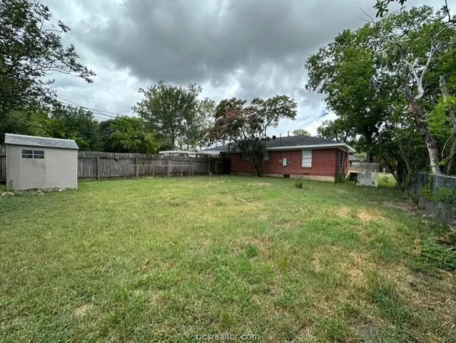 $1,795 | 313 Laurel Street, Bryan, TX 77801