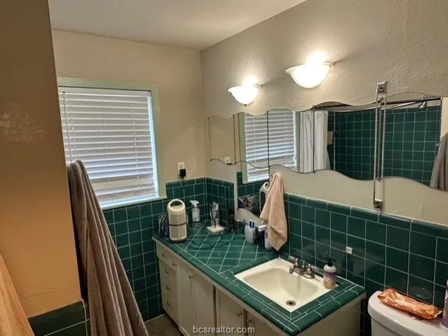 $1,795 | 313 Laurel Street, Bryan, TX 77801