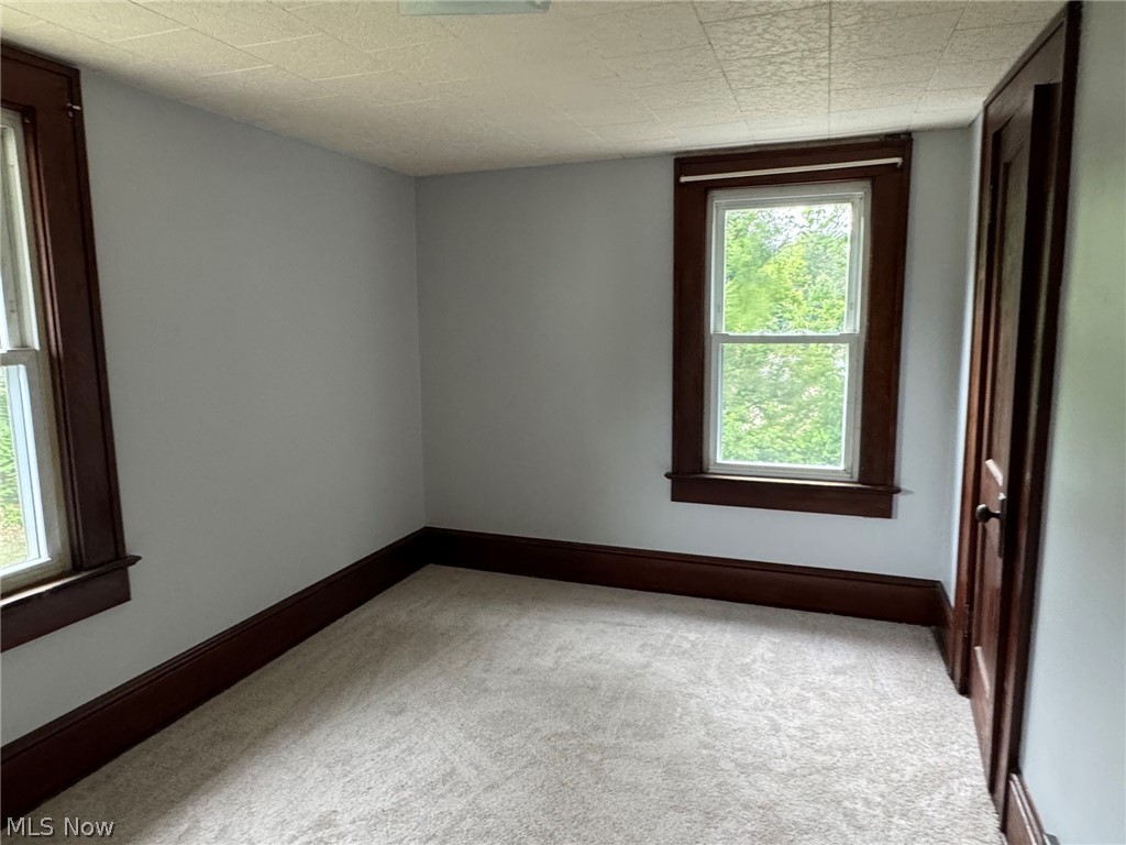 582 Robinette Court Akron, OH 44310 - Photo 16 of 28