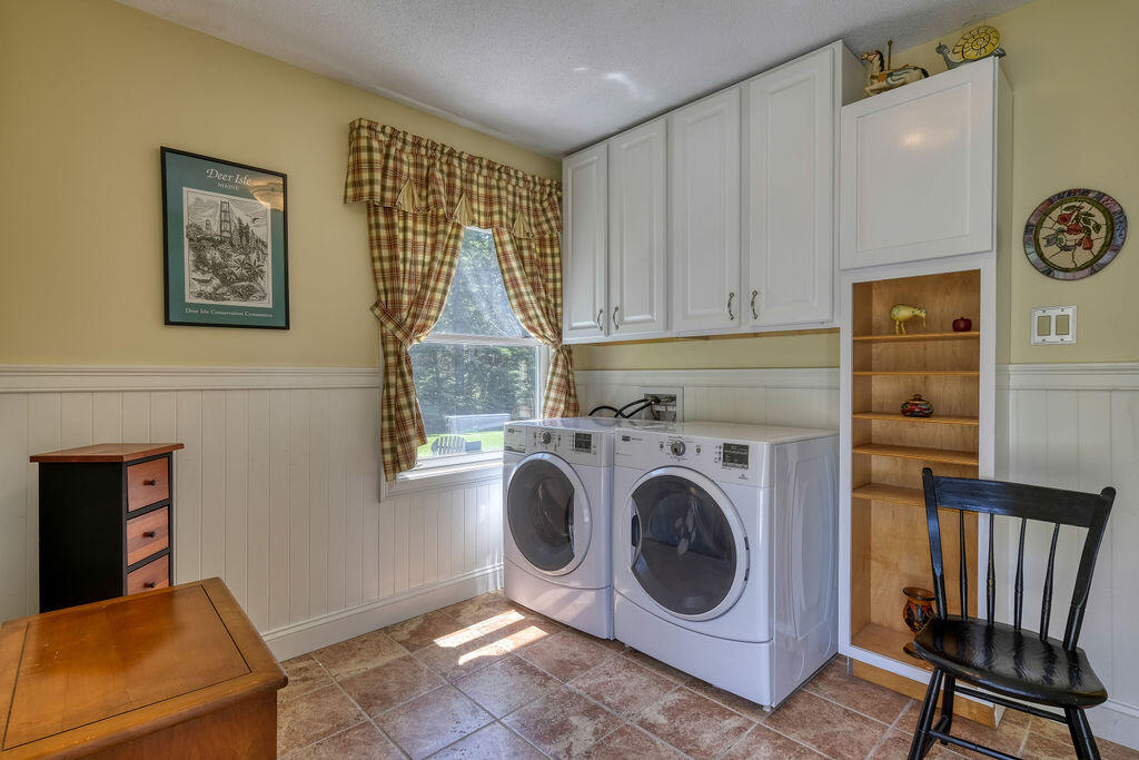 18 Cat Cove Road Stonington, ME 04681 - Photo 19 of 61 18Cat'sCove-19