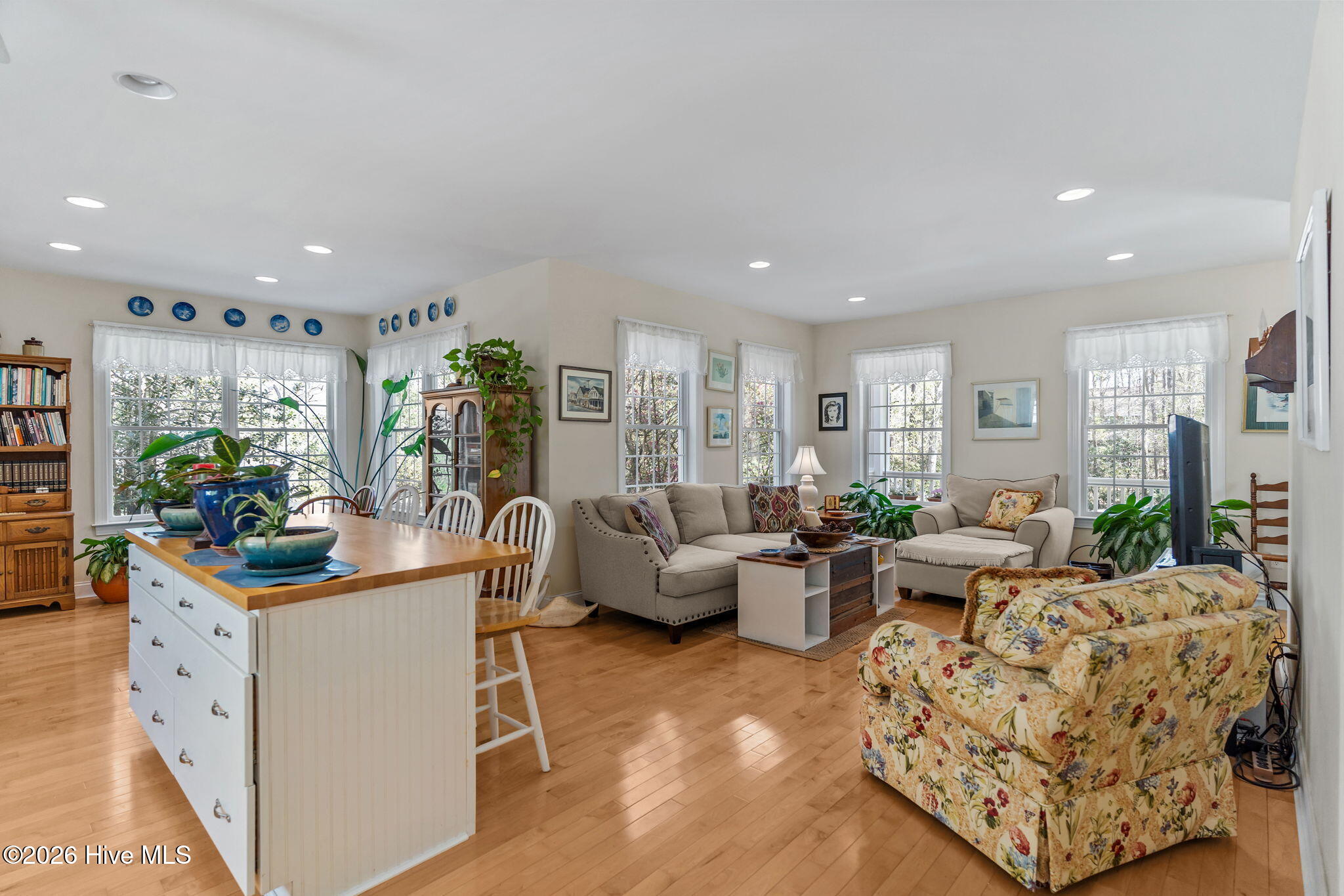 530 North Line Drive Hampstead, NC 28443 - Photo 13 of 67 17-web-or-mls-DSC06385