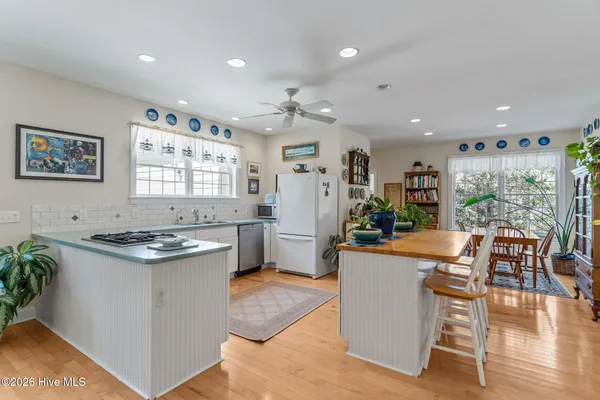 $710,000 | 530 North Line Drive, Hampstead, NC 28443