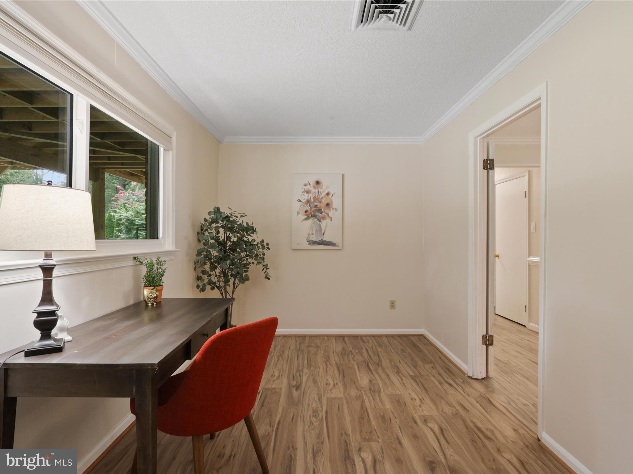 4417 Laurel Road Alexandria, VA 22309 - Photo 25 of 46 a view of a livingroom with furniture and window