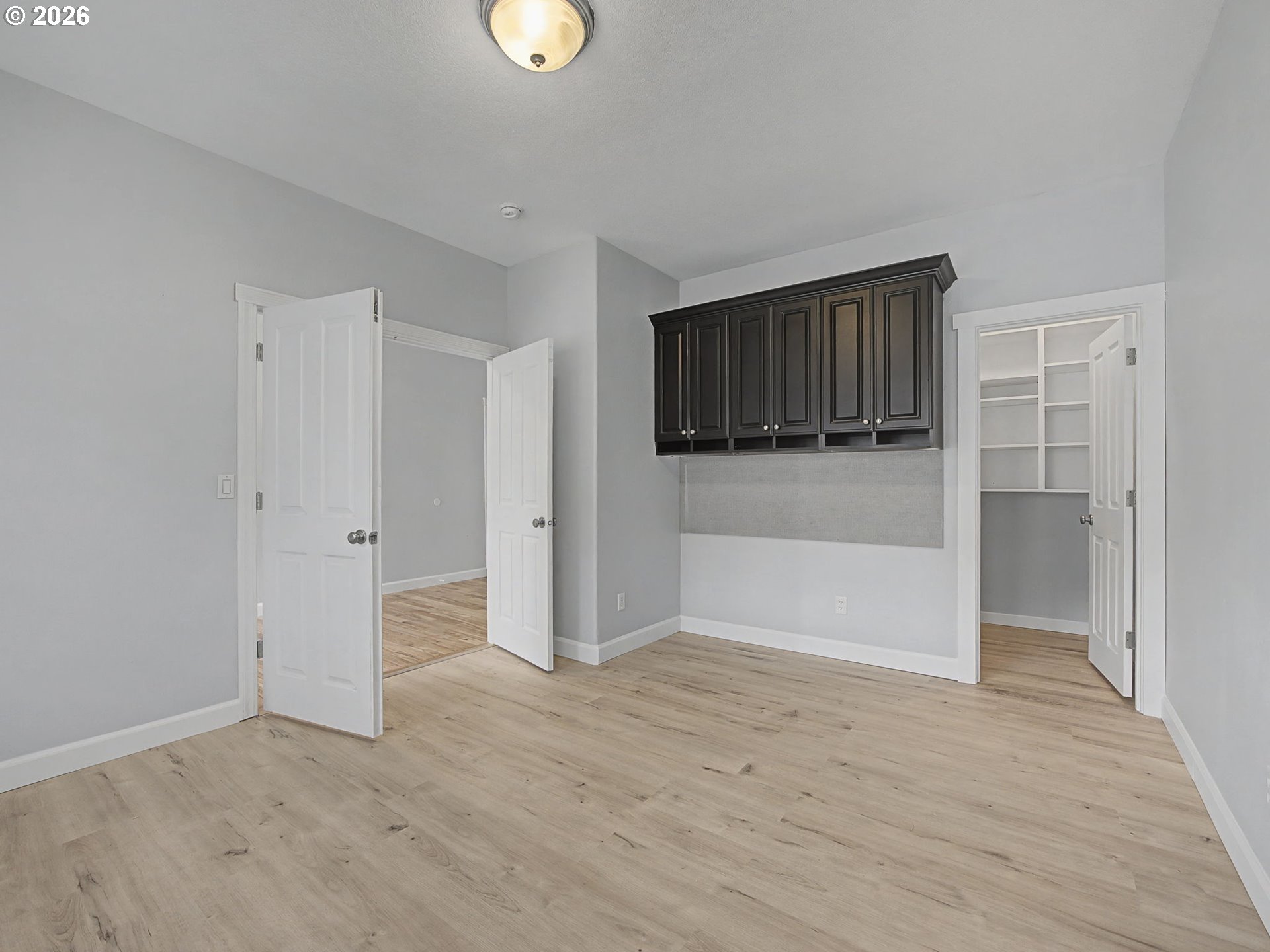 12410 Southwest Aspen Ridge Drive Tigard, OR 97224 - Photo 7 of 47 a view of an empty room