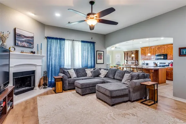 $359,900 | 9209 Hunters Court, White Settlement, TX 76108