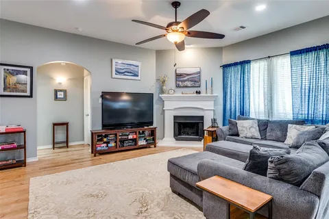 $385,000 | 9209 Hunters Court, White Settlement, TX 76108