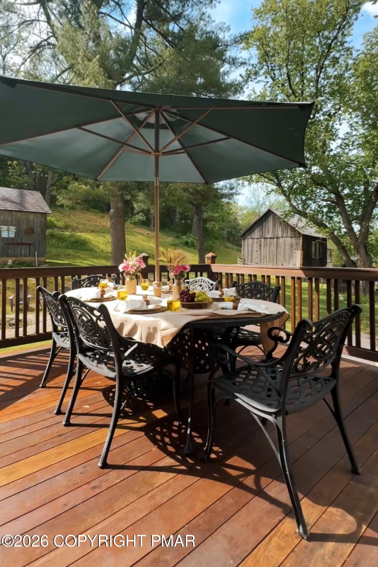 299 Brick Church Road Saylorsburg, PA 18353 - Photo 10 of 108 AL FRESCO DINING