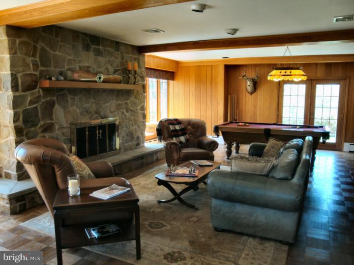 2700 Riverbend Road Allentown, PA 18103 - Photo 8 of 25